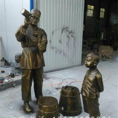 玻璃鋼仿銅人物雕塑，小孩打醬油雕塑